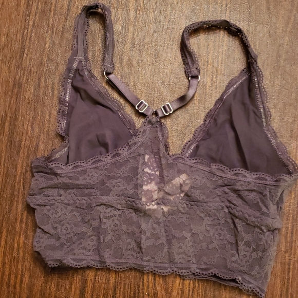 Victoria's Secret NWT Bralette - Picture 2 of 3